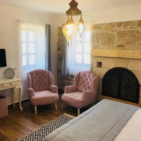 Tas Konak Eski Hotel